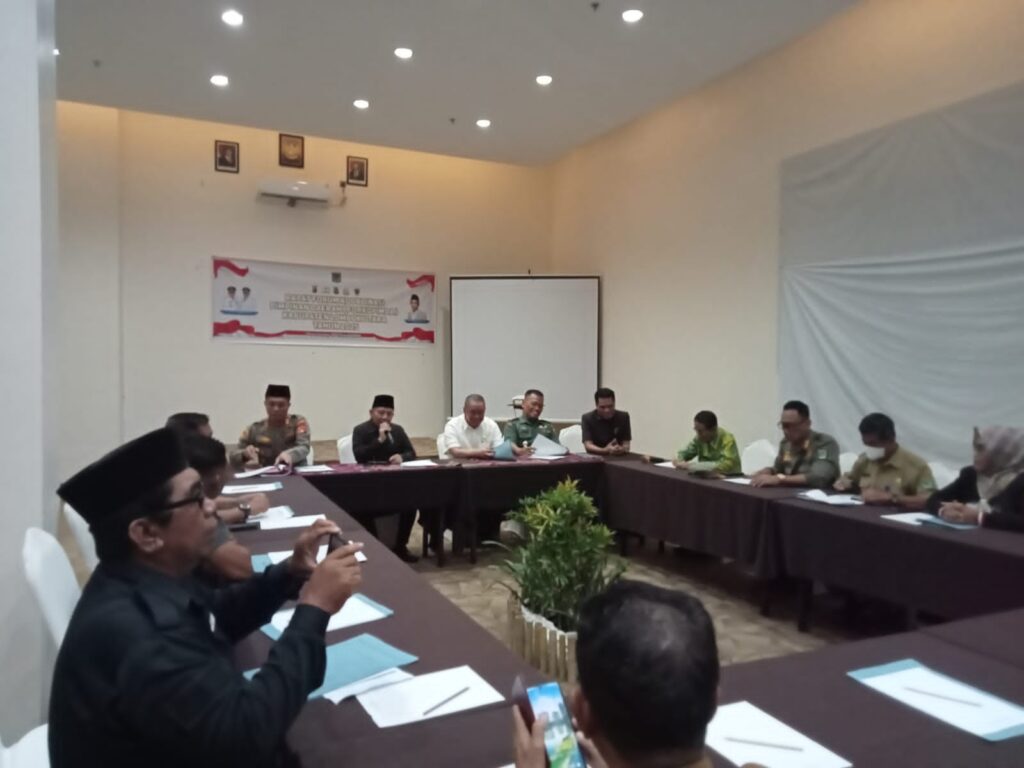 Rakor Forkopimda KLU: Evaluasi Keamanan dan Solusi Konflik Kayangan