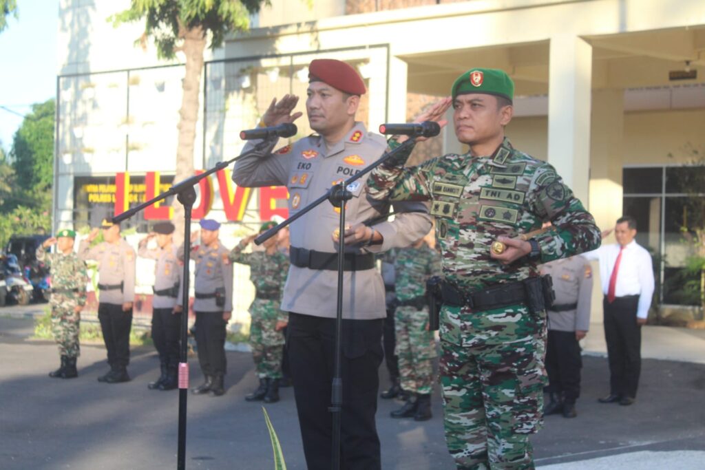 Perkuat Sinergitas, TNI dan Polri Lombok Tengah Gelar Apel Bersama