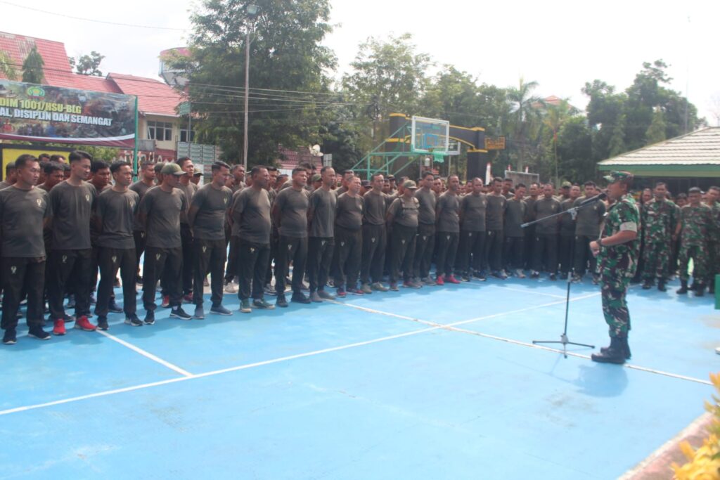 Berikan Jam Komandan, Ini Arahan Dandim Kepada Prajurit dan PNS Kodim 1001/HSU-BLG