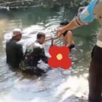 Babinsa Cenggu Evakuasi Mayat di Sungai So Soki