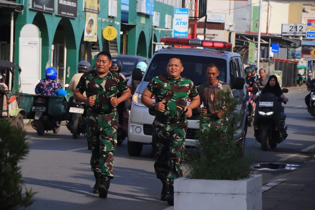 Gelar Ketahanan Fisik Prajurit, Kodim 1006/Banjar Laksanakan Lari Jalan 5 Km