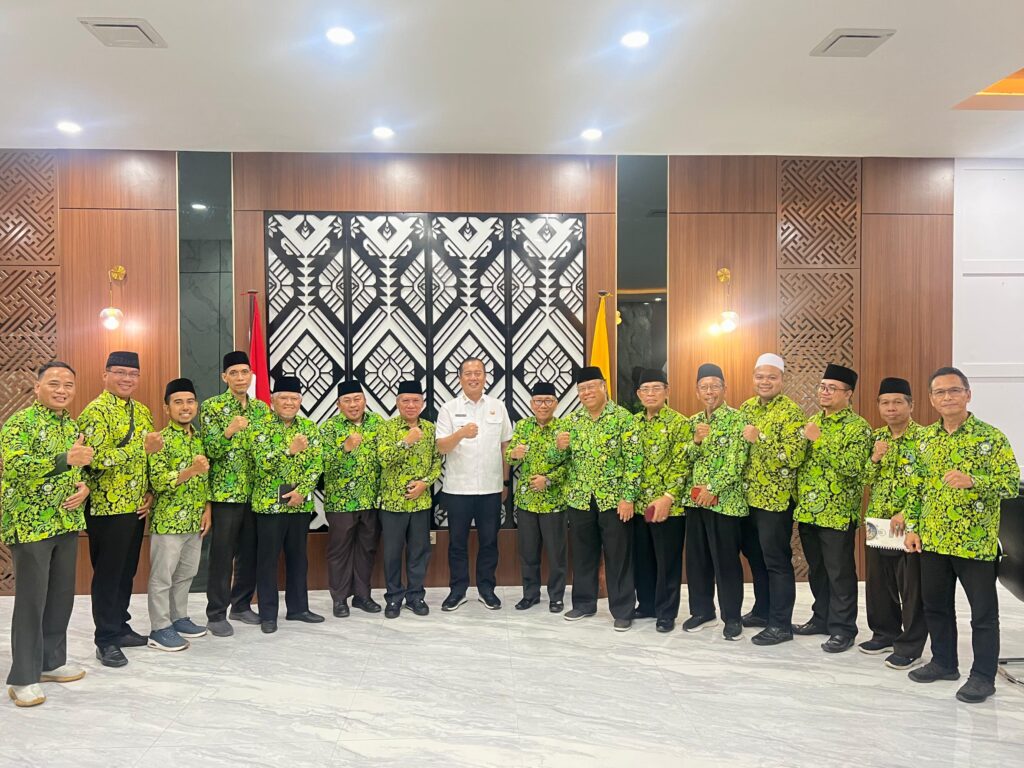 Miq Iqbal Bersama Dewan Masjid Indonesia NTB Ikhtiar Bangun Masjid NTB Pertama di Gaza