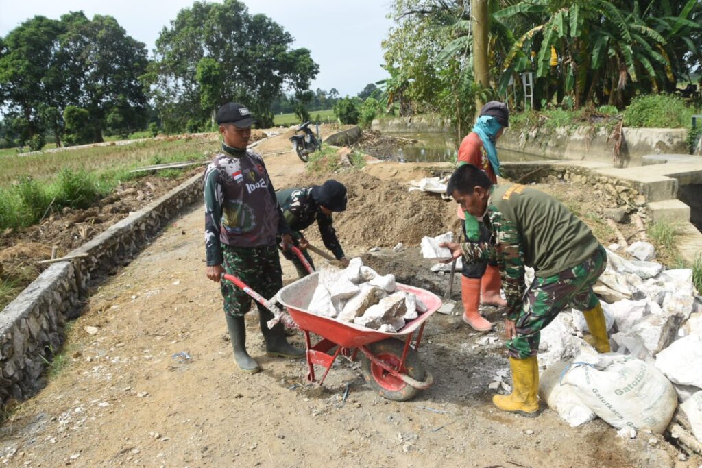 TMMD Berjalan Efektif, Pembangunan Jalan di Haruyan Capai Progres Signifikan