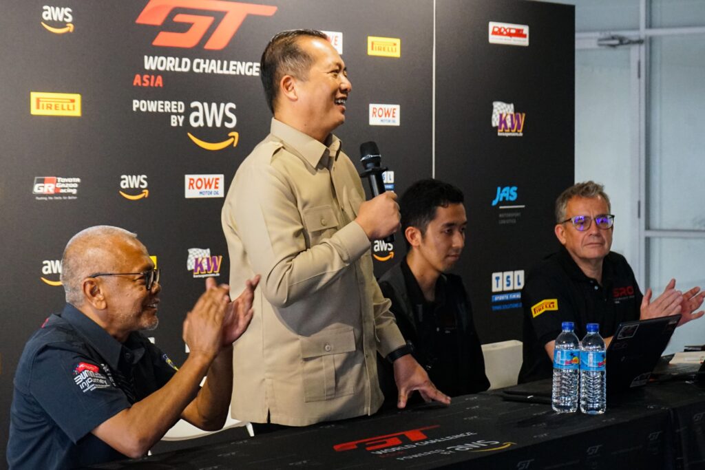Sapa Langsung Pembalap GT World Challenge 2025, Gubernur Miq Iqbal Paparkan Potensi NTB