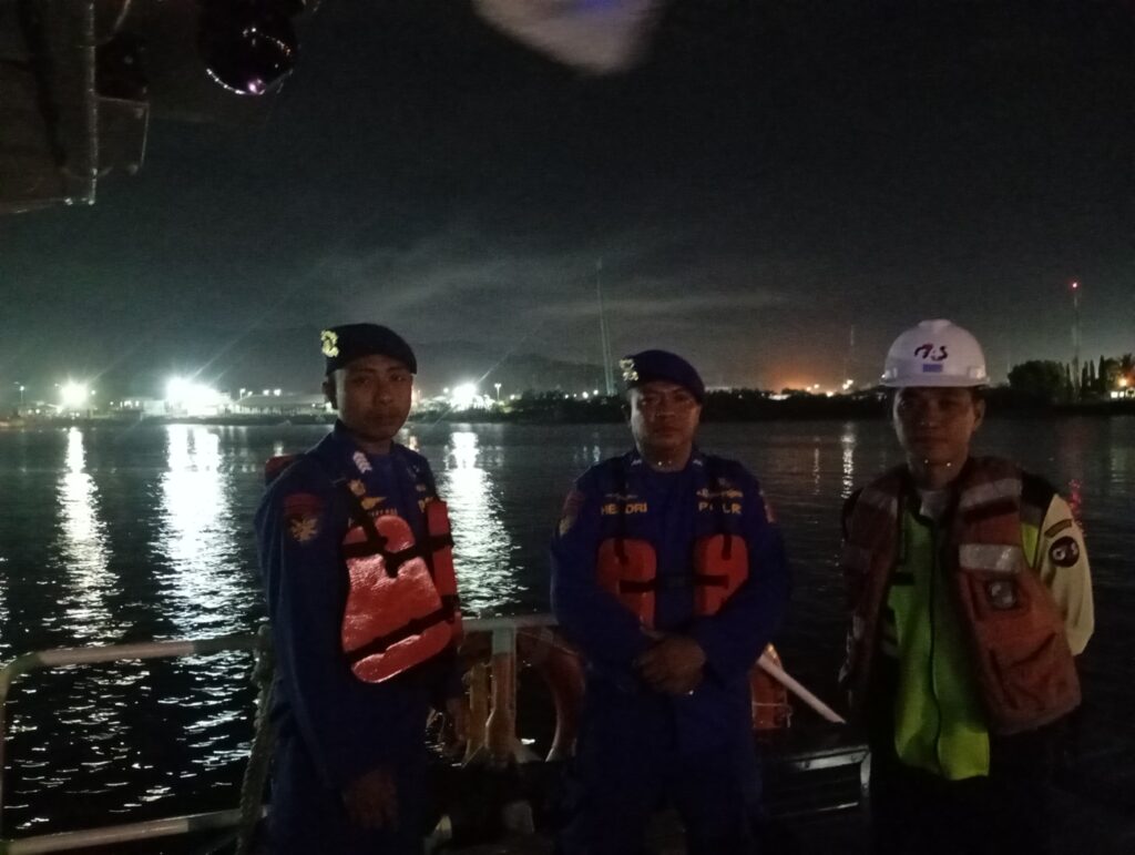 Ditpolairud Polda NTB Gelar Patroli Laut di Kawasan Pelabuhan PT. AMNT Sumbawa Barat