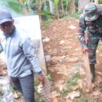 Sepekan Disawah ”  BabinsaTurun Bantu Petani Tanam Padi 