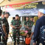 Tim Wasev TMMD Dampingi Penyuluhan Stunting Satgas Kodim 1002/HST, Serahkan Bantuan Gizi