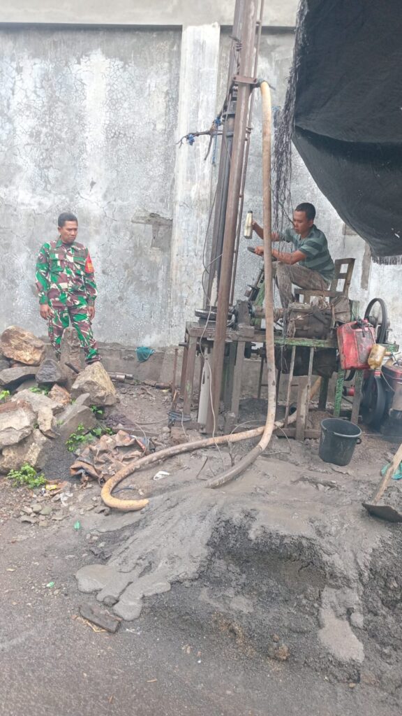 Melalui TMMD Ke-124, Kodim 1620/Loteng Bangun Sumur Bor untuk Masyarakat