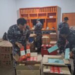 TNI AL BERHASIL GAGALKAN PENYELUNDUPAN MINUMAN BERALKOHOL DAN ROKOK DI PERAIRAN MOROWALI SENILAI RP 1,49 M