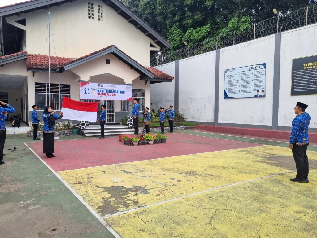 Upacara Hari Kebangkitan Nasional ke-117di Lapas Selong, Kalapas Tekankan Semangat Bersama Menghadapi Tantangan Bangsa