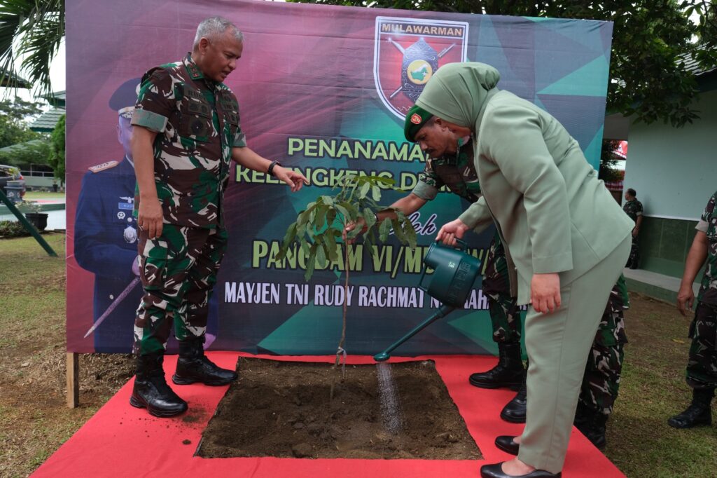 Kunjungan Kerja ke Kodim 0912/Kubar, Pangdam VI/Mlw Lestarikan Alam dengan Tanam Pohon