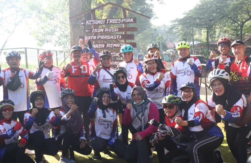 Pada Badan yang Sehat Terdapat Jiwa Yang Kuat, Dandim 0808 Gowes Minggu Pahingan Bersama Bupati Blitar