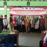 Babinsa Bersama Tiga Pilar Hadiri Rapat Pembentukan Koperasi Merah Putih Di Gadungan Wilayah Gandusari