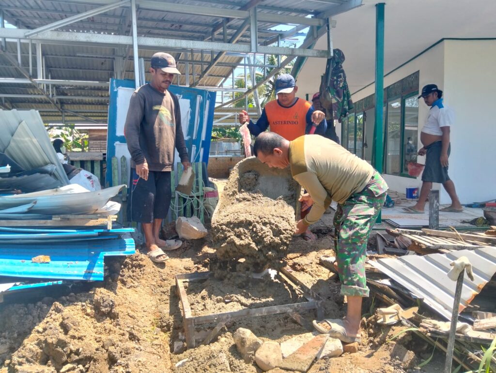 Satgas TMMD ke-124 Kodim 1002/HST Genjot Penyelesaian Sasaran, Pasang Pondasi Tower Pengeras Suara di Langgar Darussalam