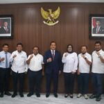 Semangat Energi Terbarukan, Gubernur Miq Iqbal Sambut General Manager PT PLN Unit Induk NTB yang Baru
