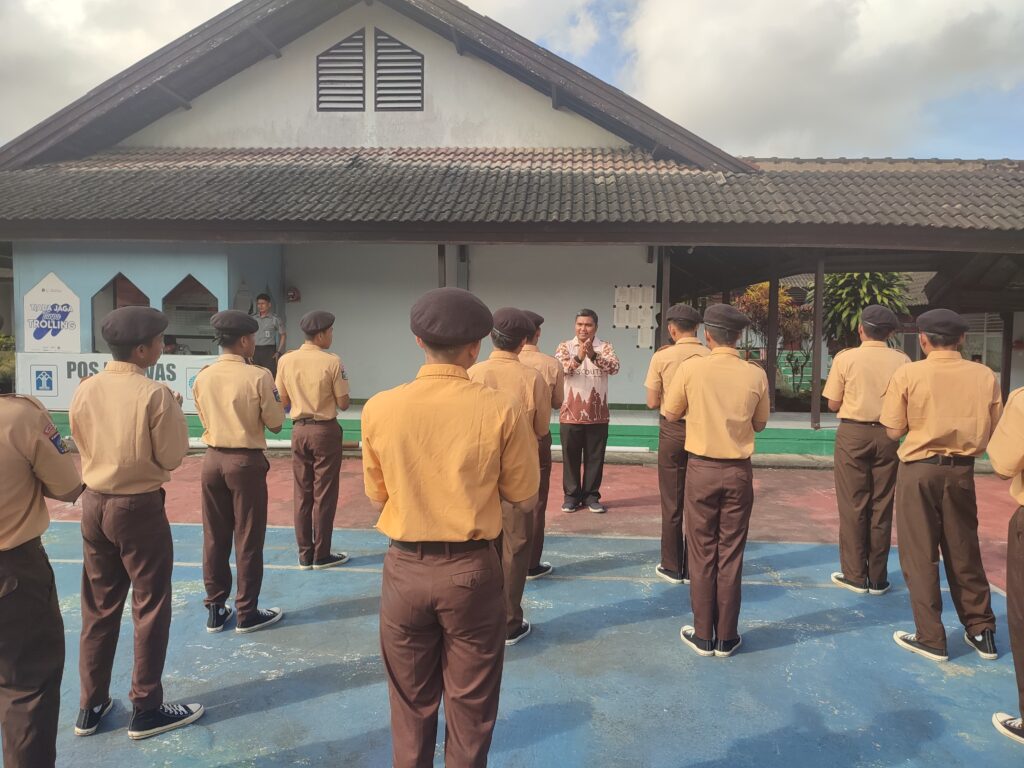 Bentuk Mental Disiplin Yang Baik, Anak Binaan LPKA Lombok Tengah Berlatih Pramuka