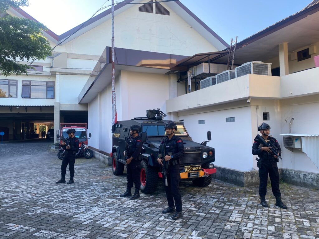 Brimob NTB laksanakan Sterilisasi dan Pengamanan Pembukaan Musrenbang RPJMD yang di Hadiri Mendagri