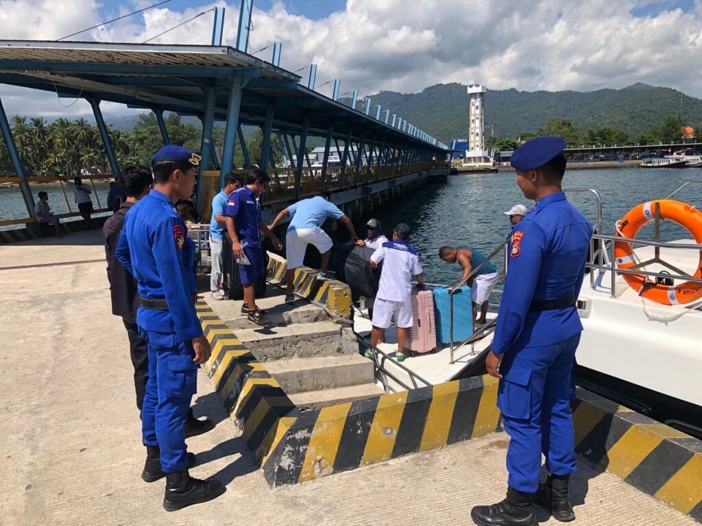 Polda NTB Intensifkan Patroli Laut di Pelabuhan Bangsal, Ajak Nelayan Jaga Kamtibmas