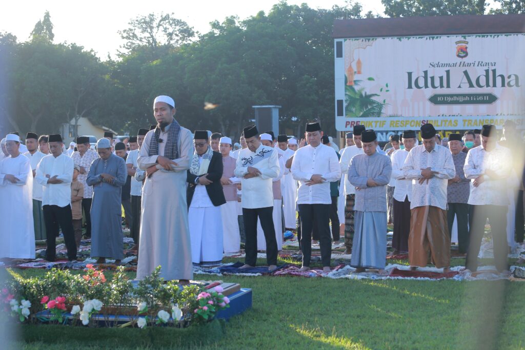 Qurban Penuh Berkah dari Polda NTB, 248 Hewan untuk Masyarakat NTB