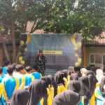 Kodim 1606 Mataram Bina Karakter Siswa SMKN 7