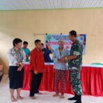 Babinsa Koramil 0912-13/Barong Tongkok Hadiri Kegiatan Penyaluran BLT di Desa Balok Asa