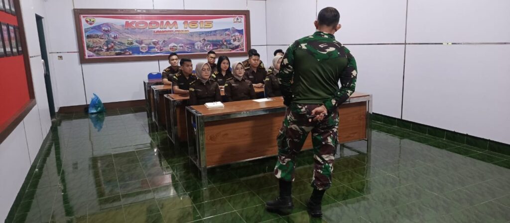 Dandim 1615/Lotim Bekali CPNS Kejaksaan dengan Jiwa Kepemimpinan dan Cinta Tanah Air