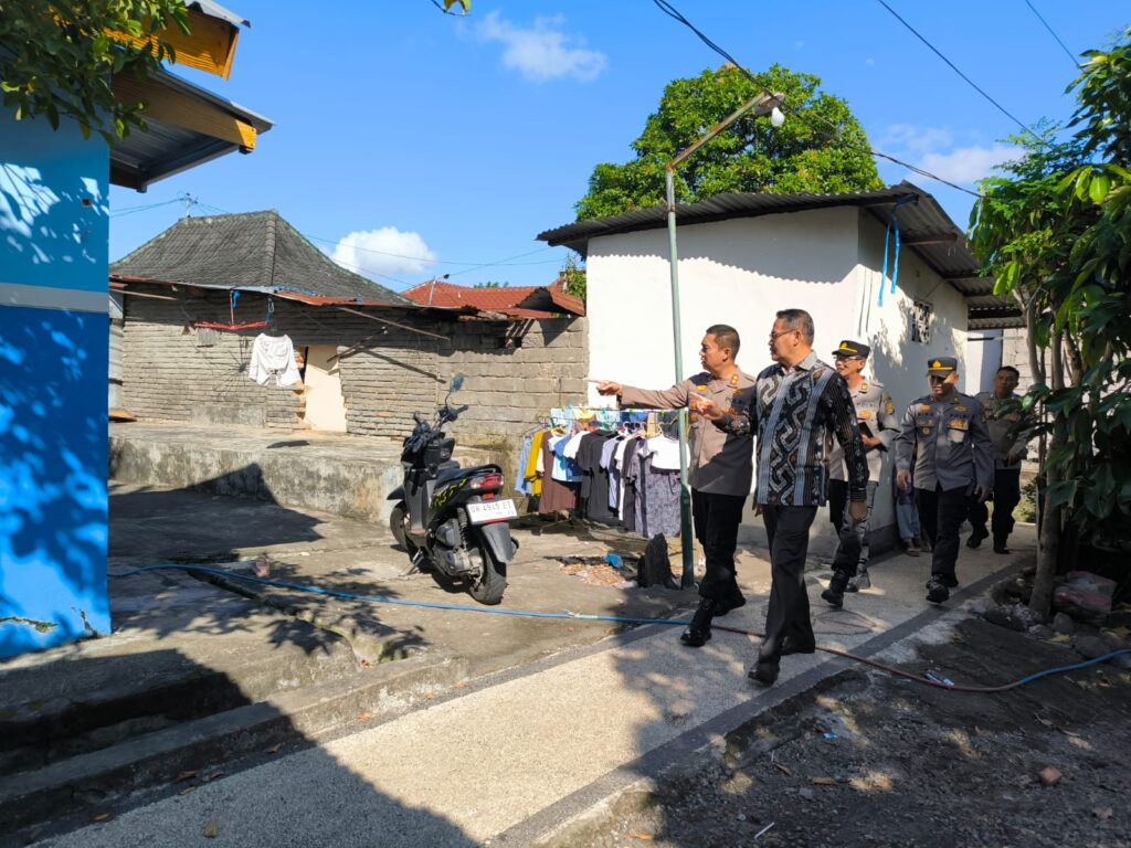 Polresta Mataram Bedah Rumah Warga, Wujud Nyata Polri Dekat dengan Rakyat