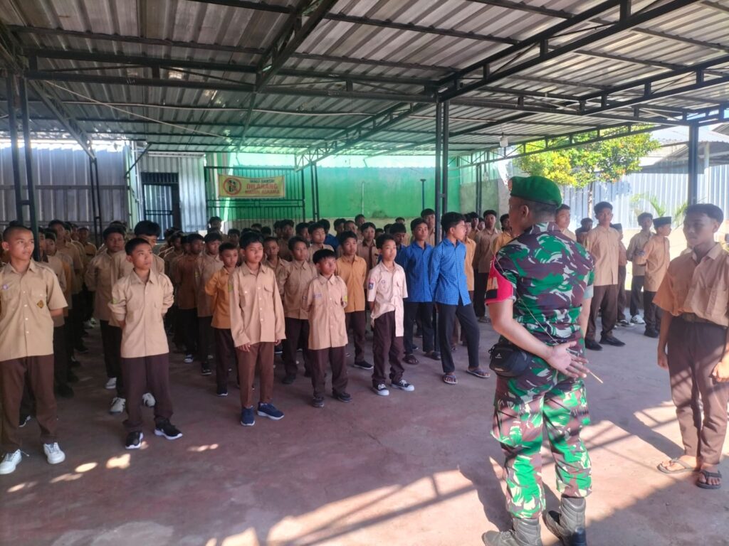 Babinsa Kerongkong Hadiri Pembukaan Camp Al-Qur’an di Ponpes Darussomad