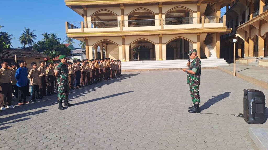 Babinsa Kerongkong Hadiri Penutupan Camp Al-Qur’an Ponpes Darussomad