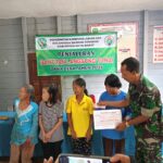 Babinsa Koramil 0912-13/Barong Tongkok Monitoring Penyaluran BLT di Kampung Juhan Asa