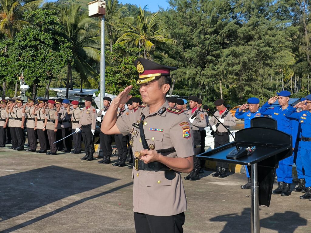 Polres Lombok Utara Gelar Upacara Tabur Bunga Sambut Hari Bhayangkara ke-79
