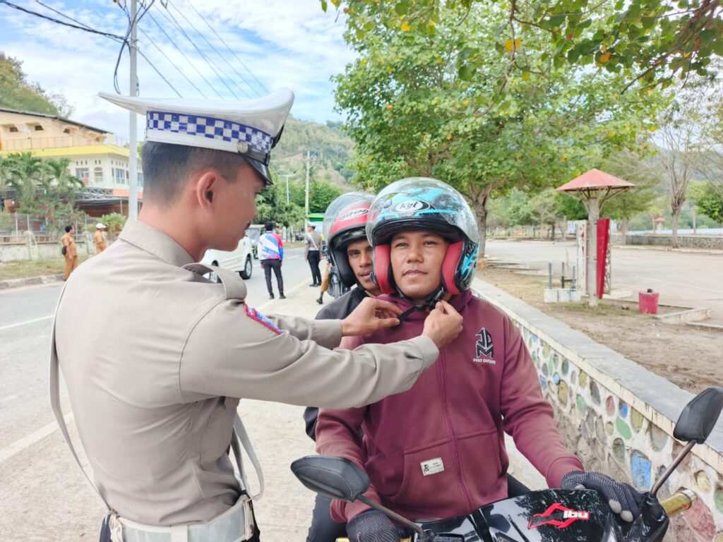 Ditlantas Polda NTB Monitoring Situasi Kamseltibcar lantas di seluruh Wilayah Hukum Polres Jajaran