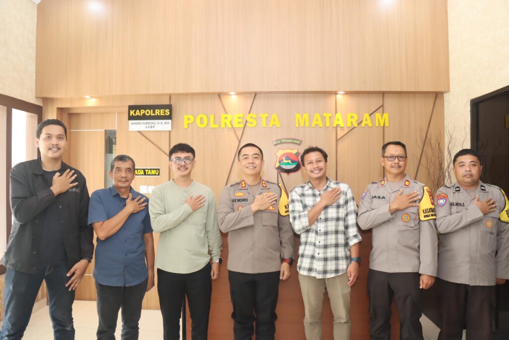 Bhabinkamtibmas Gontoran Menarik Perhatian Nasional: Aipda Arya Dinominasikan untuk Hoegeng Award 2025!