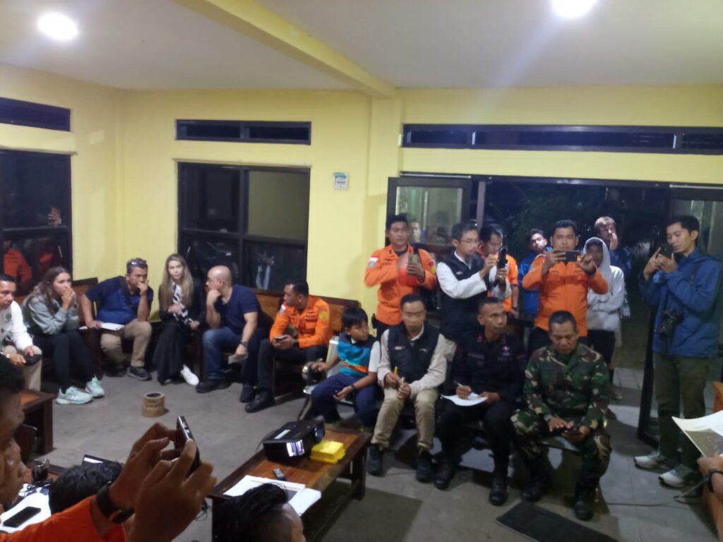 Pendaki Brasil Jatuh di Tebing Curam, Tim SAR Berjuang Melawan Medan Ekstrem dan Cuaca Buruk