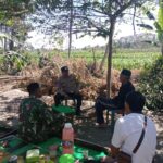 Babinsa Sikur Barat Ajak Warga Kompak Dukung Program Pembangunan Desa