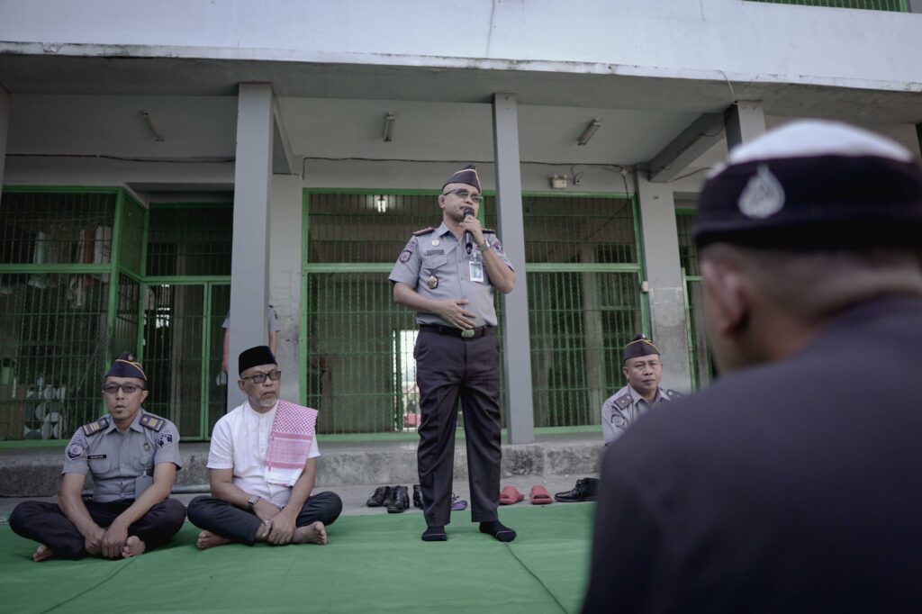 Kuatkan Iman, Kalapas Beri Arahan Positif Usai Sholawatan Bareng Warga Binaan