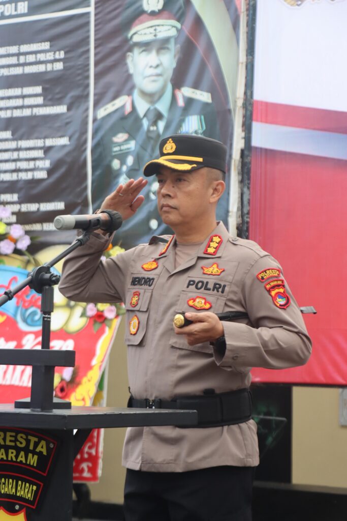 Bukan Sekadar Pangkat, Tapi Teladan: Pesan Kapolresta Mataram dalam Kenaikan Pangkat Polri