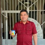 Lapas Kelas IIB Selong Gelar Tes Urine, Kalapas Turut Ambil Bagian