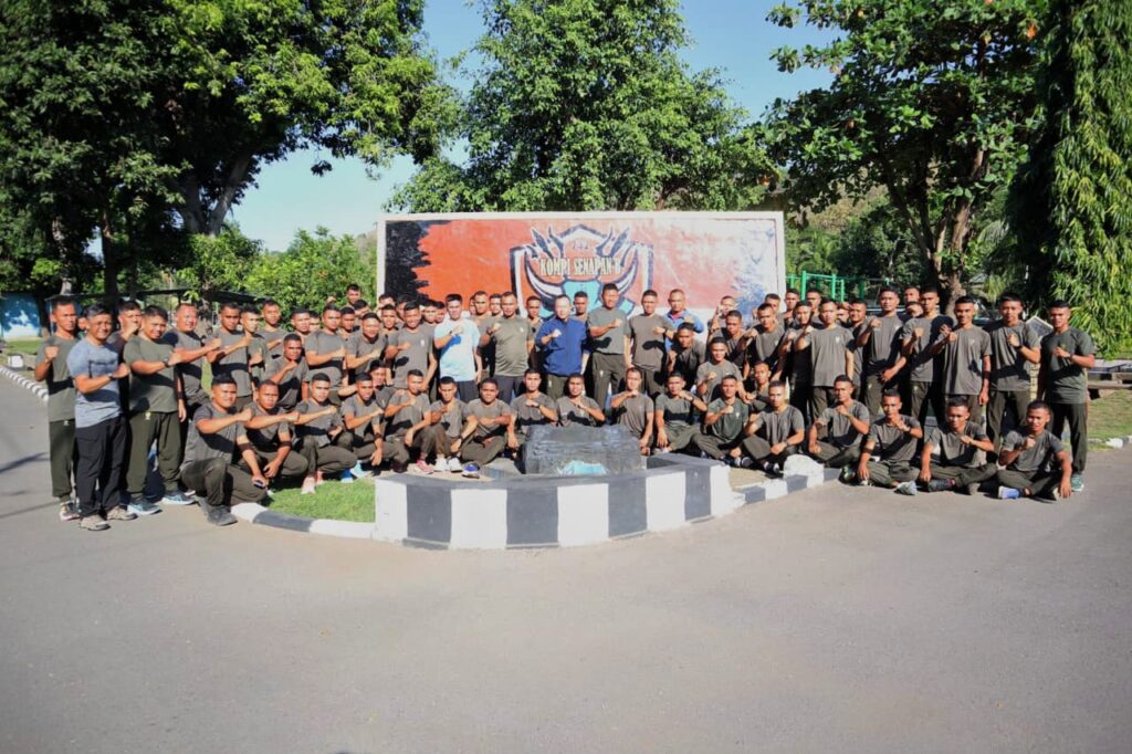 Pangdam IX/Udayana Kunjungi Prajurit Yonif 742/SWY, Perkuat Soliditas dan Semangat Juang