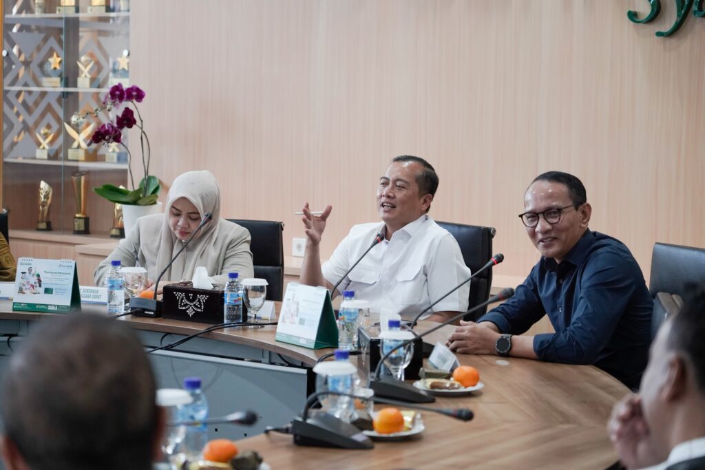 Gubernur NTB Pimpin Rakor Banjir: Fokus Evakuasi dan Antisipasi Jangka Panjang