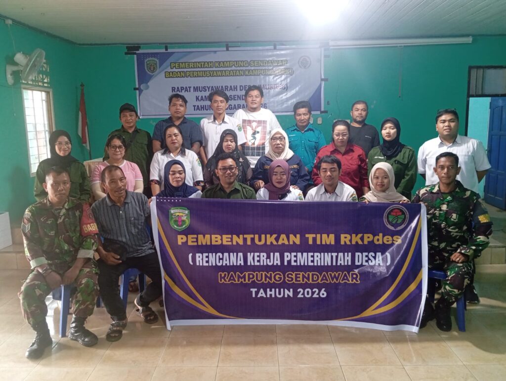 Babinsa Koramil 0912-13/Barong Tongkok Hadiri Musyawarah Desa dan Pembentukan Tim RKPDes TA 2026 di Kampung Sendawar
