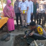 Kapolres Lombok Utara Letakkan Batu Pertama Pembangunan Bale Gong di Pura Amertha Giri Rinjani