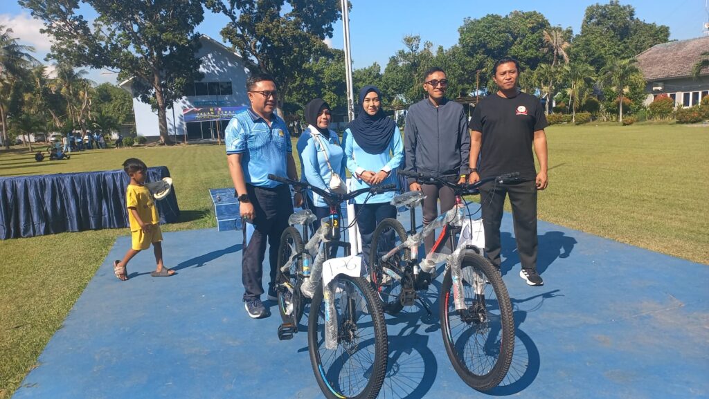 Jalan Sehat Penuh Kebersamaan, BMWI dan Lanud ZAM Rayakan HUT Bhakti TNI-AU ke-78 di Lombok