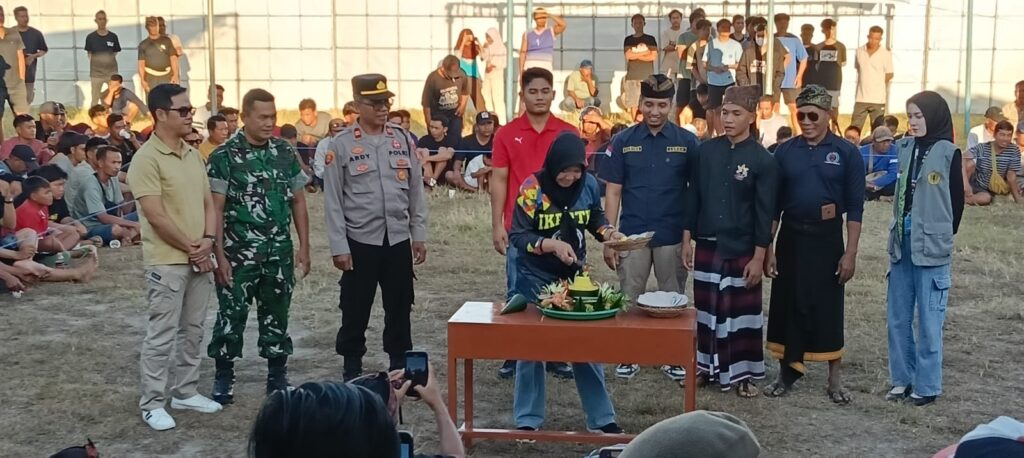 Danramil Labuhan Haji Tunjukkan Dukungan TNI dalam HUT Ke-3 Paguyuban Tanjung Sejagat