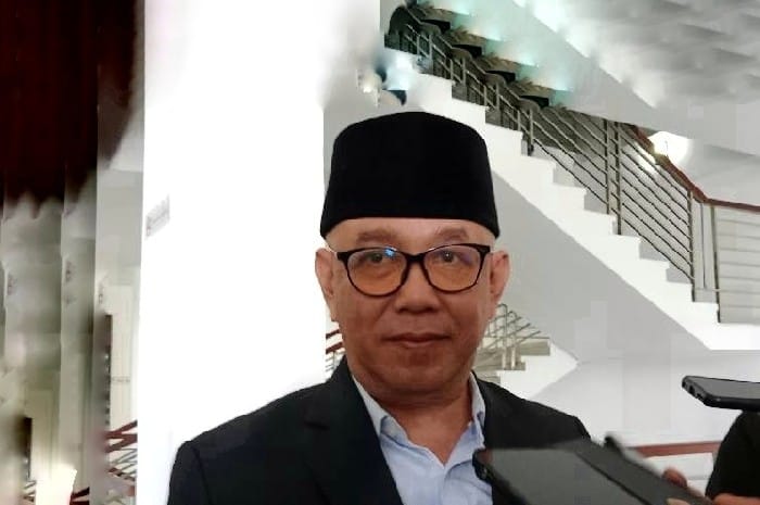 Ketua DPRD Lotim Pertanyakan Sikap PDIP: Kritik Jalan Rusak, Tapi Tolak Raperda Perbaikan