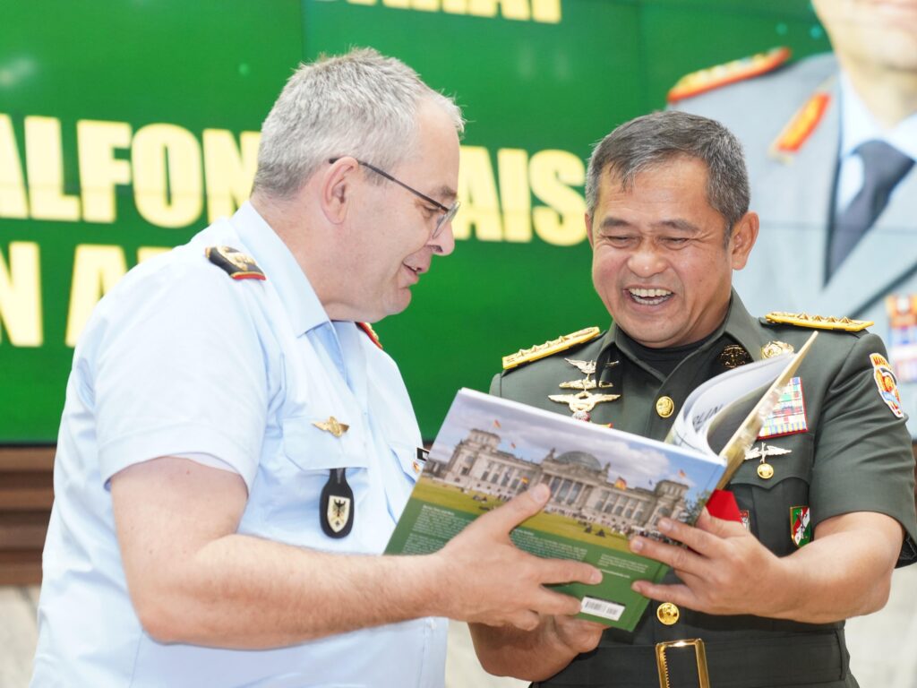 Kasad Terima Kunjungan Kasad Jerman, Pererat Kerja Sama Latihan Militer dan Pengembangan Alutsista